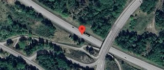 Stopp på E20 på grund av trafikolycka med flera fordon