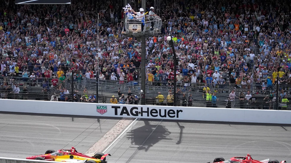Josef Newgarden åkte in en knapp tiondels sekund framför Marcus Ericsson.