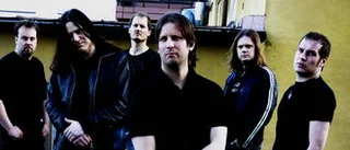 Otrendigt med Astral Doors