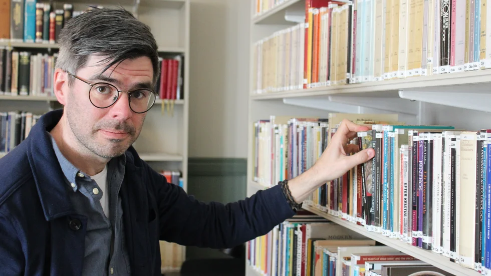 Kyrkohistorikern, skribenten och Bestorparen Joel Halldorf är aktuell med den nya boken "Bokens folk". 