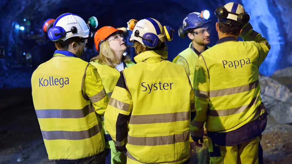 "För att höja säkerhets- och arbetsmiljöprestandan på svenska byggarbetsplatser måste medarbetare, företag, arbetstagar- och arbetsgivarorganisationer, byggherrar och myndigheter samverka för en branschgemensam nollvision" skriver debattskribenterna.