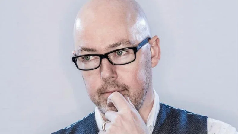 John Boyne har skrivit ”Hjärtats osynliga raseri”.
