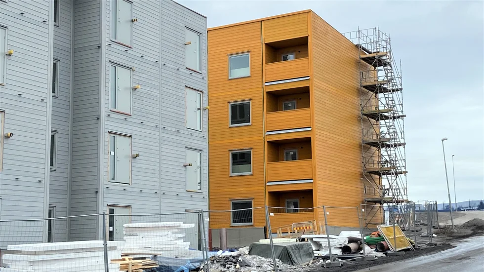 Modulblocken med lägenheter är på plats vid Norra stråket. Nu står det klart att underleverantören Matek har gått i konkurs. Serneke är deras motpart. 