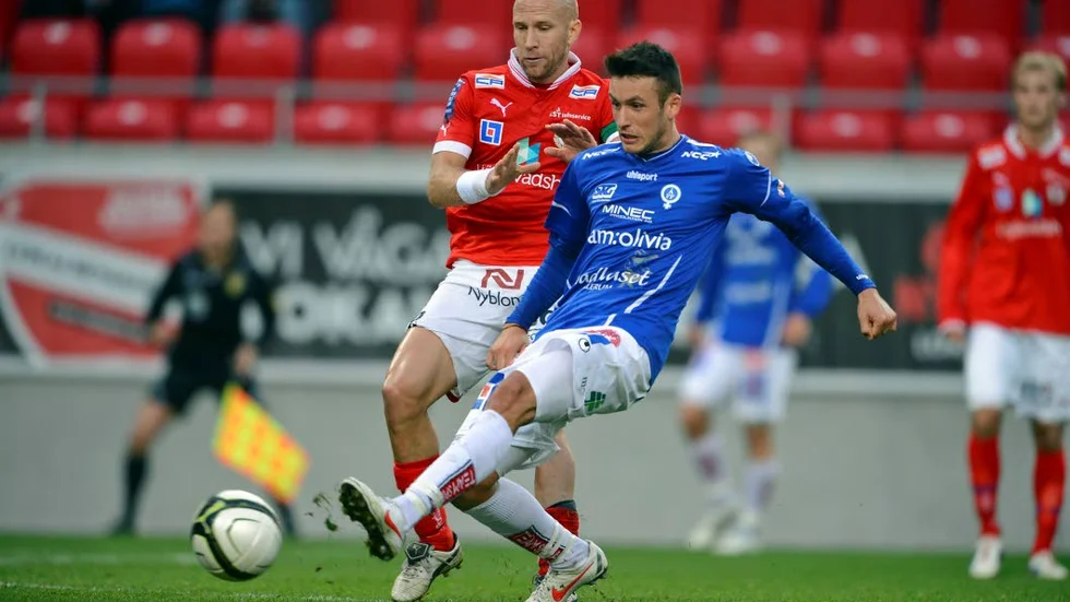 Henrik Rydström under sin aktiva karriär i Kalmar. Här i match mot Åtvidabergs FF.