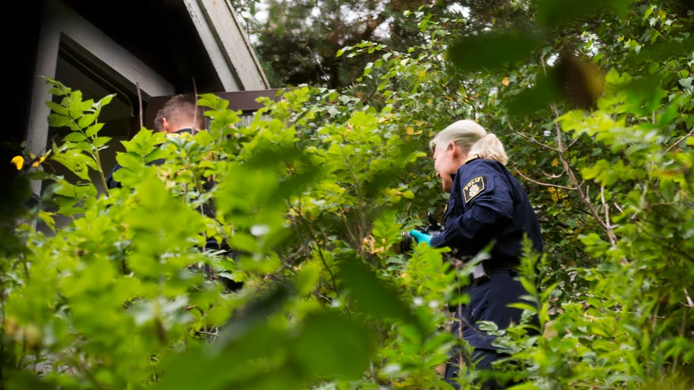En intensiv utredning har pågått under de senaste dagarna och polisen har varit på den misstänkta brottsplatsen för att samla bevis.
