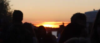 20-åring misstänkts för ringa narkotikabrott – omhändertogs av polis på Löga Beach Party