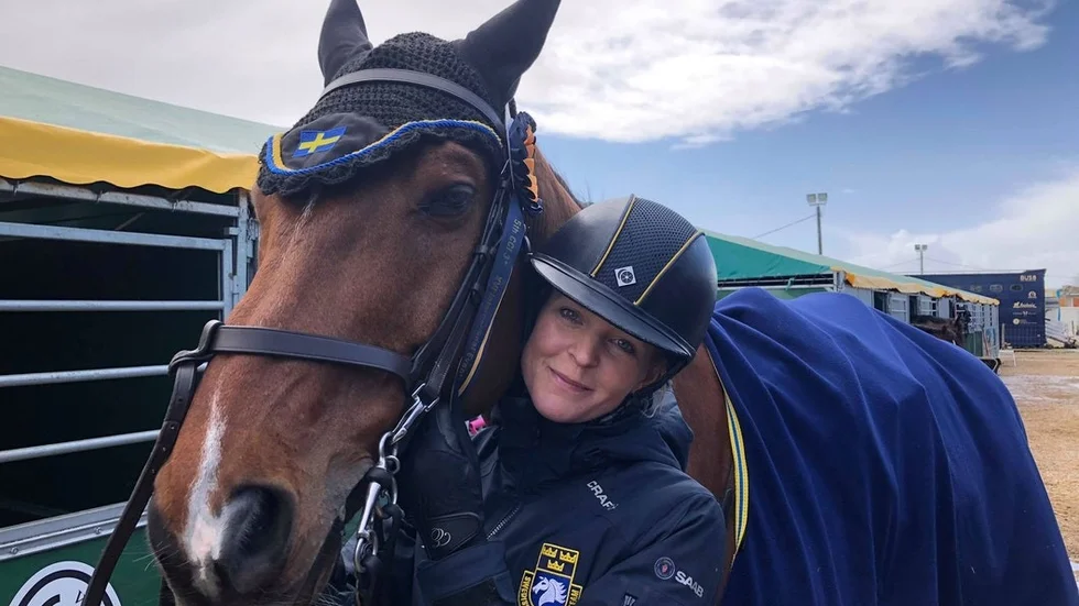 Anna Freskgård och Fly Away lyckades övervinna regnet i Portugal och tog hem en femteplats i den trestjärniga tävlingen.