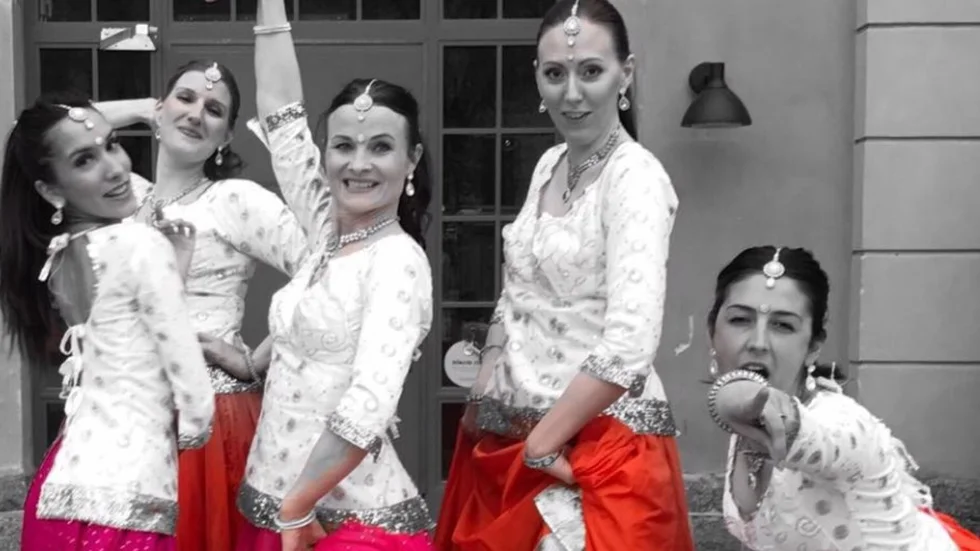 Dansgruppen Nritya Darpan gästar Nyköping och NloKal nu i helgen.