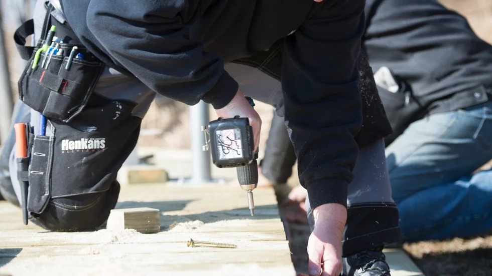 Kommunen måste skärpa kraven för mer klimatsmart byggande, tycker MP och föreslår ett lokalt handlingsprogram.