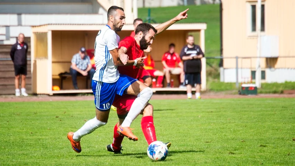 Benjamin Moradimansour och hans IFK Nyköping har slagläge för att kliva upp i division 4.