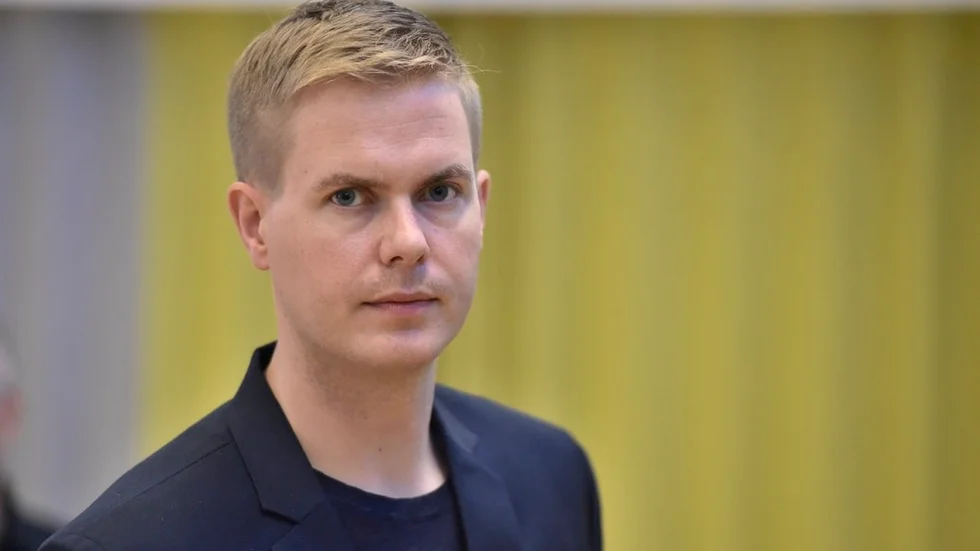 "Ska vi ha stigande resultat i skolan måste vi bekämpa ojämlikheten", säger utbildningsminister Gustav Fridolin (MP) till tidningen.