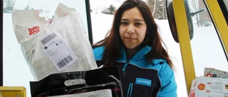 Svårt för Postnord att nå fram till alla i snökaosets spår: "Arbetsmiljön kan vara påfrestande"