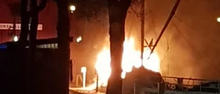 Motorbåt i Torshälla brann upp