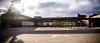 Hotfull man jagade elever med kniv vid skola i Nyköping