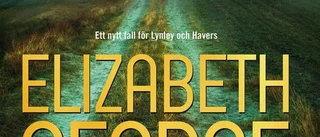 Elizabeth George går på tomgång