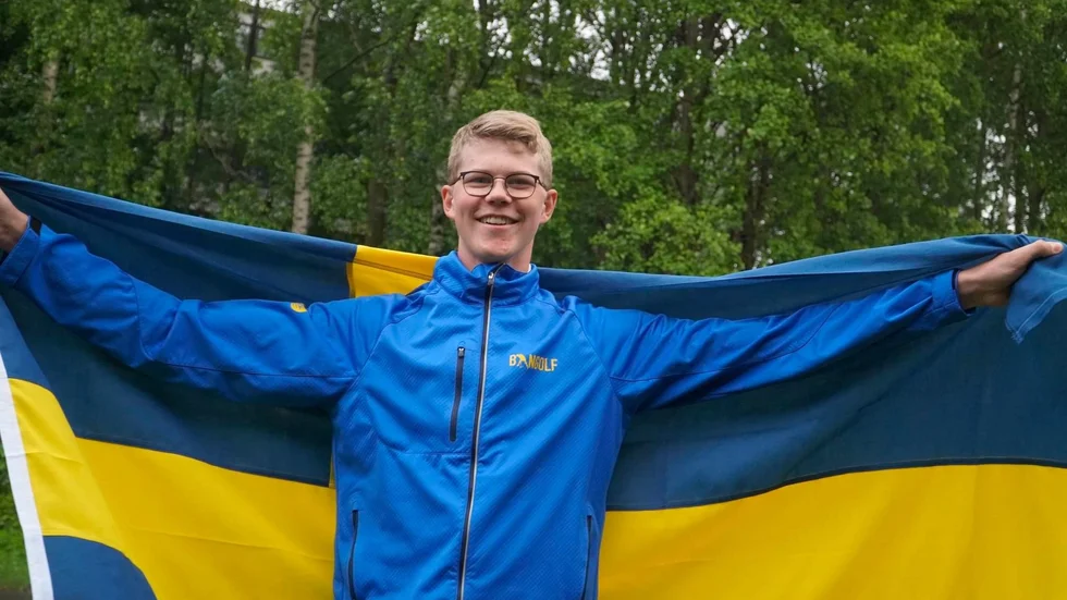 Nyköpingskillen Anton Eriksson är juniorvärldsmästare i bangolf.