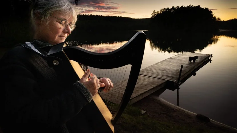 Stefanie Bieber har skrivit musik om Malexander som läggs ut på hennes youtube-kanal tillsammans med Matthias bilder. 