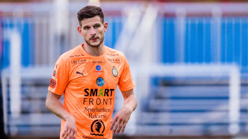 Ashley Coffey kom in i andra halvlek men har en bit till fjolårets form.