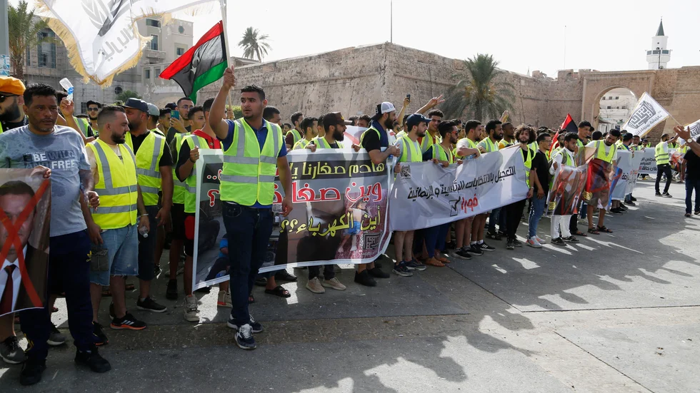 Demonstranter i Tripoli protesterade mot regeringen i fredags.