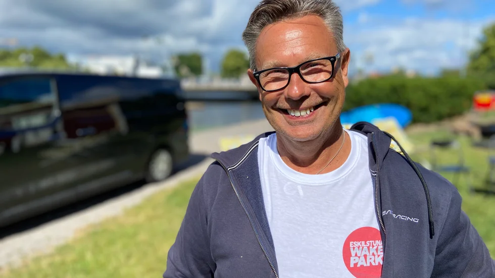 En entusiastisk Roger Pihl ser fram emot onsdagens invigning av Eskilstuna Wakepark.