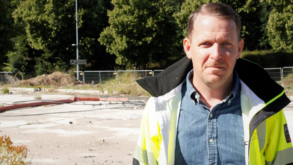"Nästa vecka börjar vi borra", säger Stefan Lindell, en av projektledarna för saneringen av marken vid gamla Enköpingstvätten.