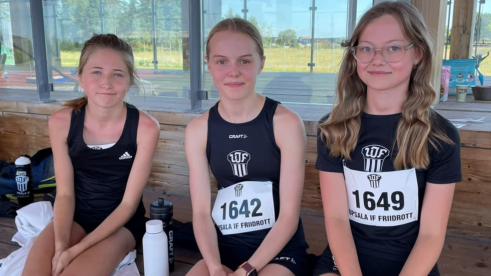 Meja Åsbrink, Meja Ahrne och Moa Hallqvist tog alla medalj i stavhopp.