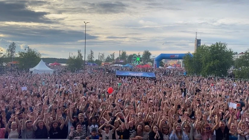 Publiken på Rix FM festival under torsdagen i Luleå.