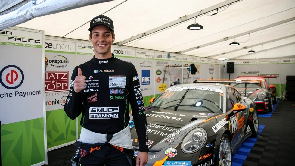 Henric Skoog summerar debutsäsongen i tyska Carrera Cup som både upp och ner. Lyckas han bli bättre än sjua på Hockenheim är helgens målsättning nådd och en fin punkt på året säkrad. Foto: Gruppe-C Foto