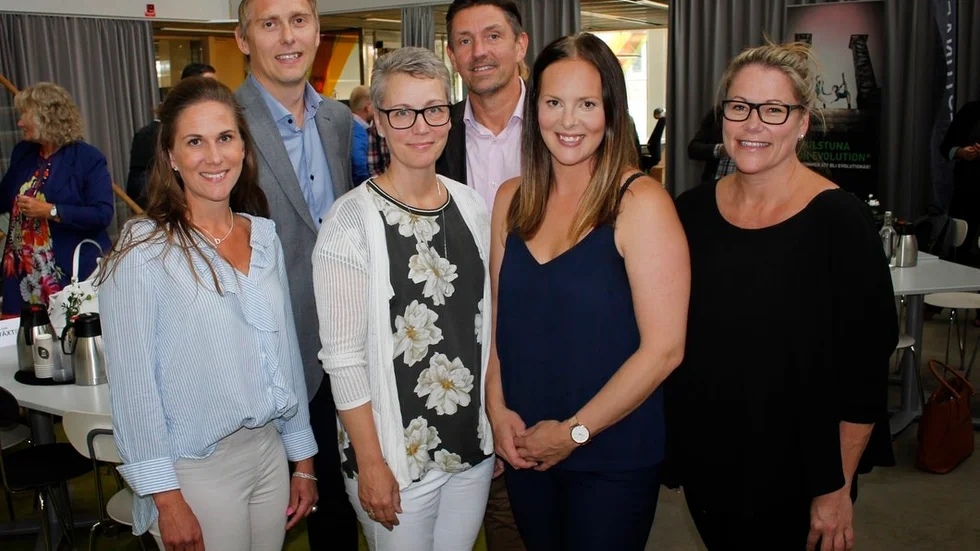 Sammankallande i Affärsplan Eskilstunas arbetsgrupper: Veronica Eriksson, Vårdevolution, Joacim Scott, Tjänsteevolution, Helena Nilsson, Vårdevolution, Jonas Karlsson, Tillväxtevolution, Kimona Boussard, Tillväxtevolution och Mia Forslöf, Tjänsteevolution.