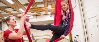 Sportlovslediga barn fick testa cirkuskonster i Nävertorpshallen