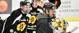 Så här ställde kedjorna upp på AIK-träningen