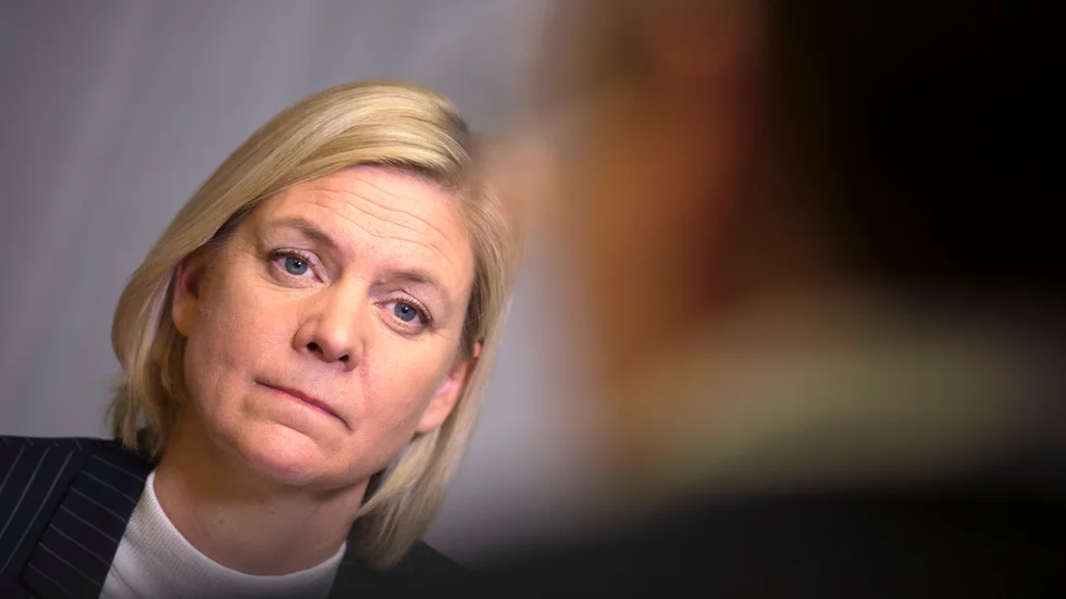 Finansminister Magdalena Andersson (S) vill behålla de höga marginalskatterna som inte gynnar någon.
