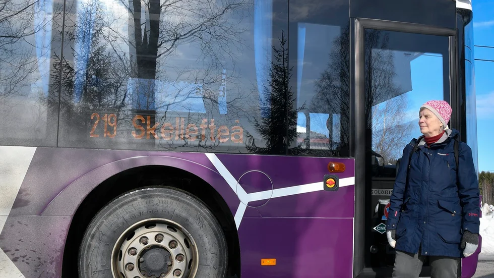 Waine Dagmarsdotter och busslinjen hon skulle vilja behålla och kunna fortsätta åka med. 