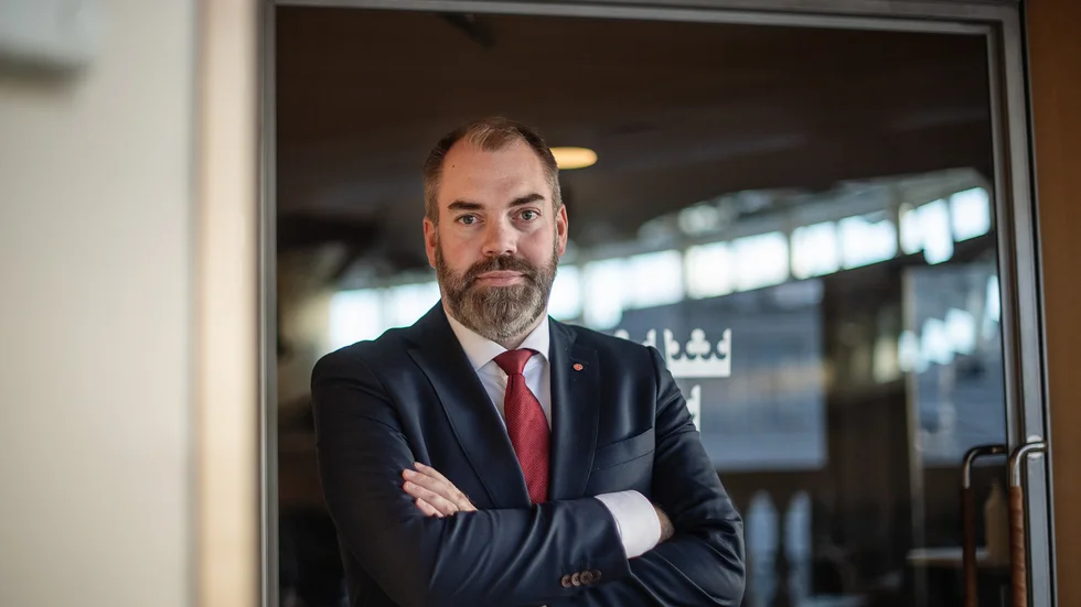 "Sexuell läggning är en grundläggande mänsklig rättighet. Att tro att man med terapi och andra metoder kan omvända en människa är därför ett övergrepp", sFredrik Lundh Sammeli riksdagsledamot socialdemokraterna Norrbotten norrbottensbänken