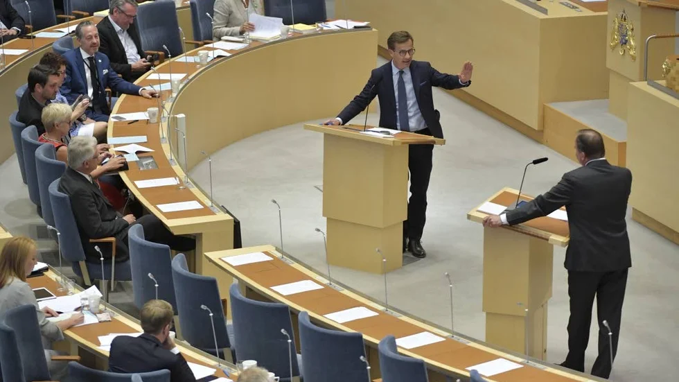 Skulle de här båda kunna samverka med Jimmie Åkesson för att lösa upp svåra samhällsproblem? Förmodligen inte skriver Lars Wäremark.