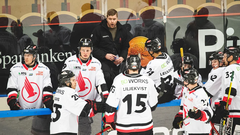 Onsdagens match mot Östersund flyttas fram då jämtarna har smitta i truppen.
