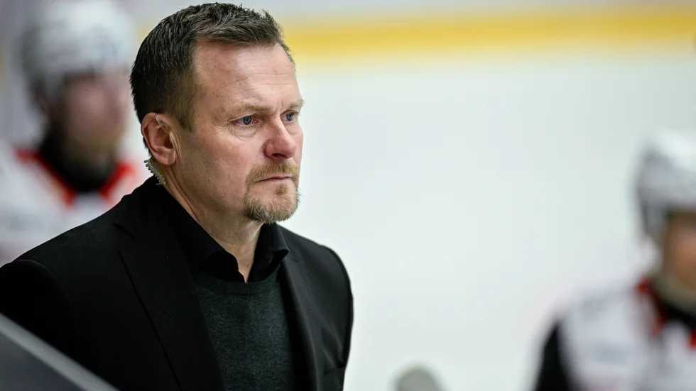 Joakim Fagervall får sparken enligt Expressen.