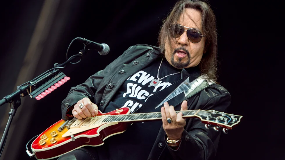 Ace Frehley ställer in sin Europaturné och därmed spelningen i Rejmyre.