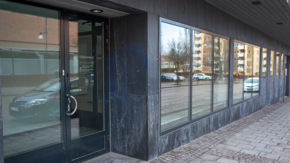 Lokalerna på Kungsgatan 13 som tidigare varit både tidningsredaktion och bank ska nu bli ögonklinik. Företaget Synpraxis räknar med att slå upp dörrarna under maj månad. 