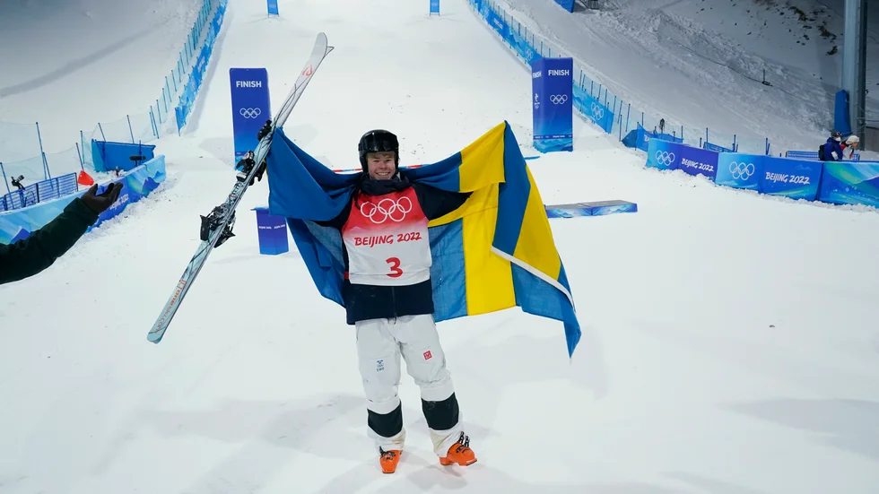 Walter Wallberg firar guldet.