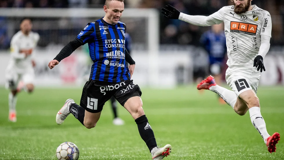 Aron Bjarnason stod för ett piggt inhopp. 