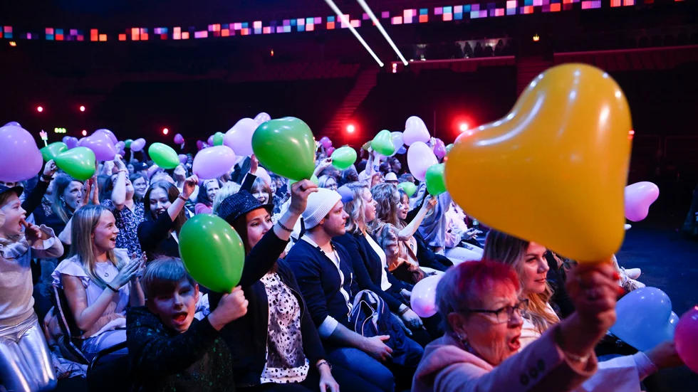 Snart är det dags att rösta fram det vinnande bidraget i Melodifestivalen – men makten delas mellan publiken och den internationella juryn. Arkivbild.