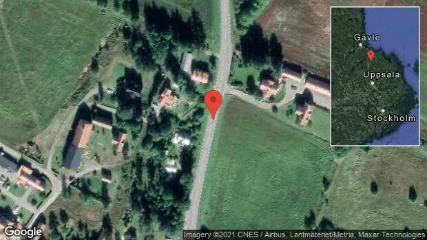 Stopp på väg 740 på grund av singelolycka med en personbil