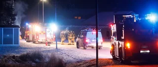 Kraftig rökutveckling när elskåp brann i bostadsområde