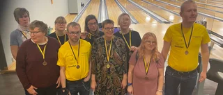 Medaljregn över Katrineholmsbowlarna i DM – Marie och Git tog guld