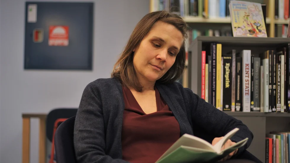 "Vi vill uppmärksamma de digitala resurserna, och att vi faktiskt kan träffas och göra saker utan att ses i verkligheten, genom en digital bokcirkel", berättar Emelie-Eleonora Wiman-Lindqvist, ledare för den kommande satsningen.