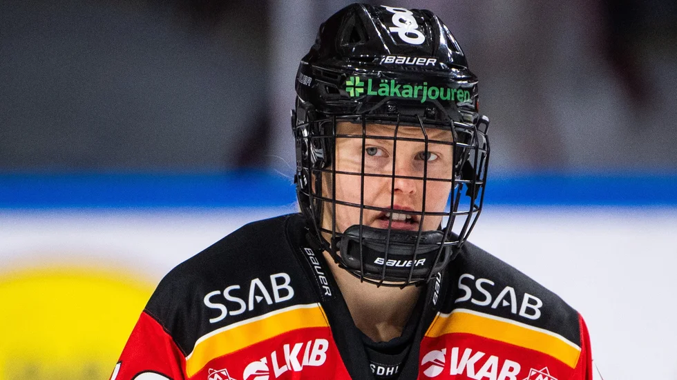 Noora Tulus fälls för filmning.