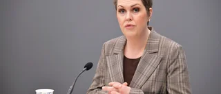 Hallengren vill ha kriskrav på privat vård