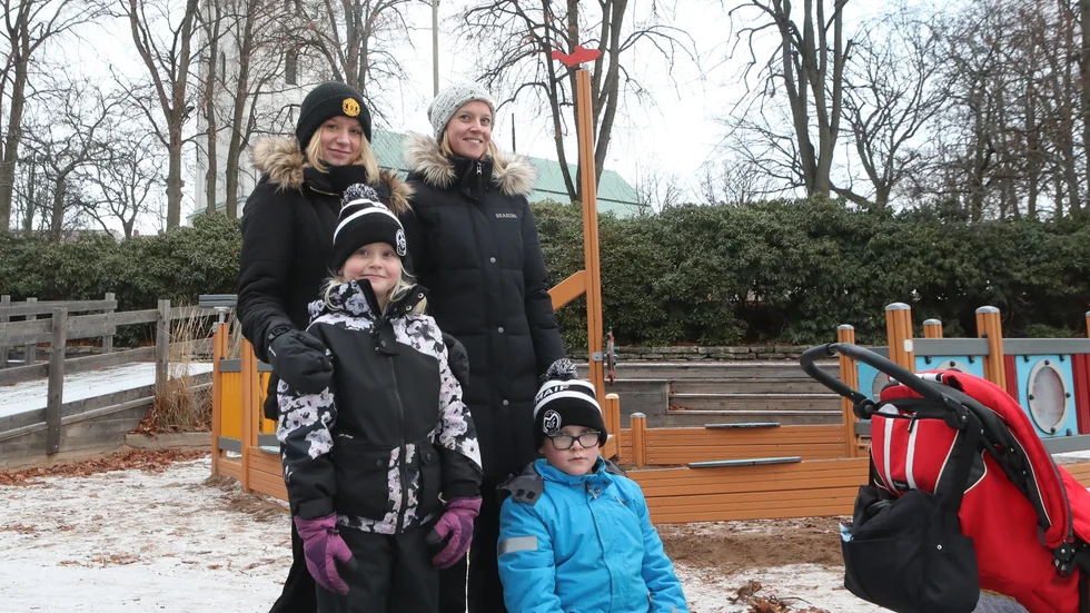 Familjen Gustafsson som består av Madeleine, Filippa, Cornelia och Theodore. 