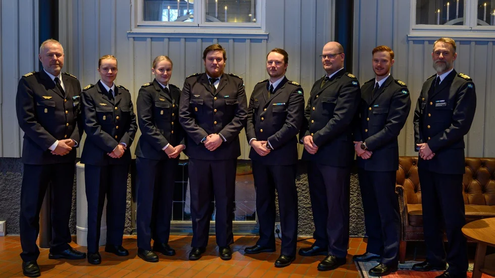 Deltagare på befordringslunchen 15 december: förbandschef överste Carl-Fredrik Edström, korpral Malin Vindeholm, korpral Malin Engman, korpral Niklas Jonasson, furir Mattias Johansson, furir Marcus Hjortstam, furir Martin Ekstam samt flottiljförvaltare Andreas Berglund.
